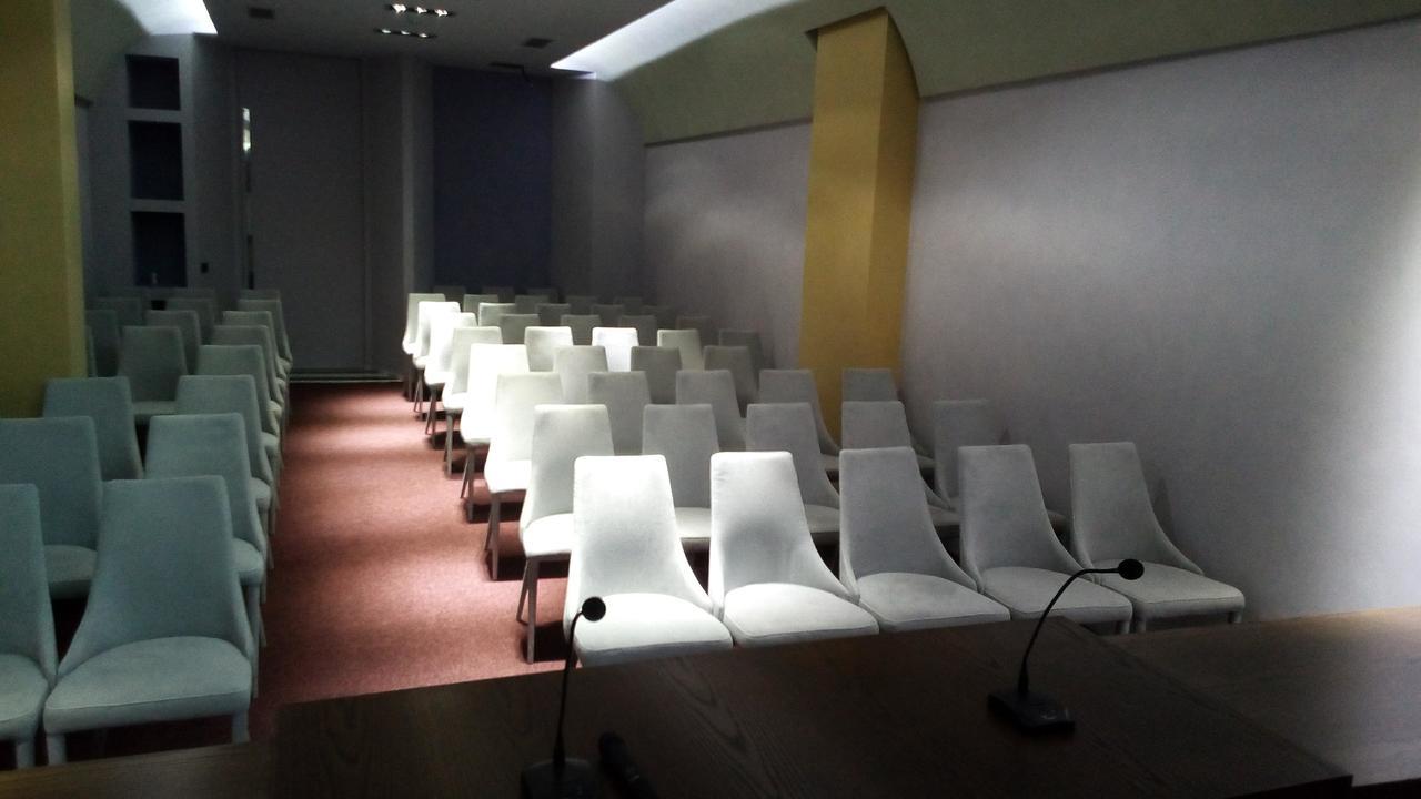 Palace 4* Влёра