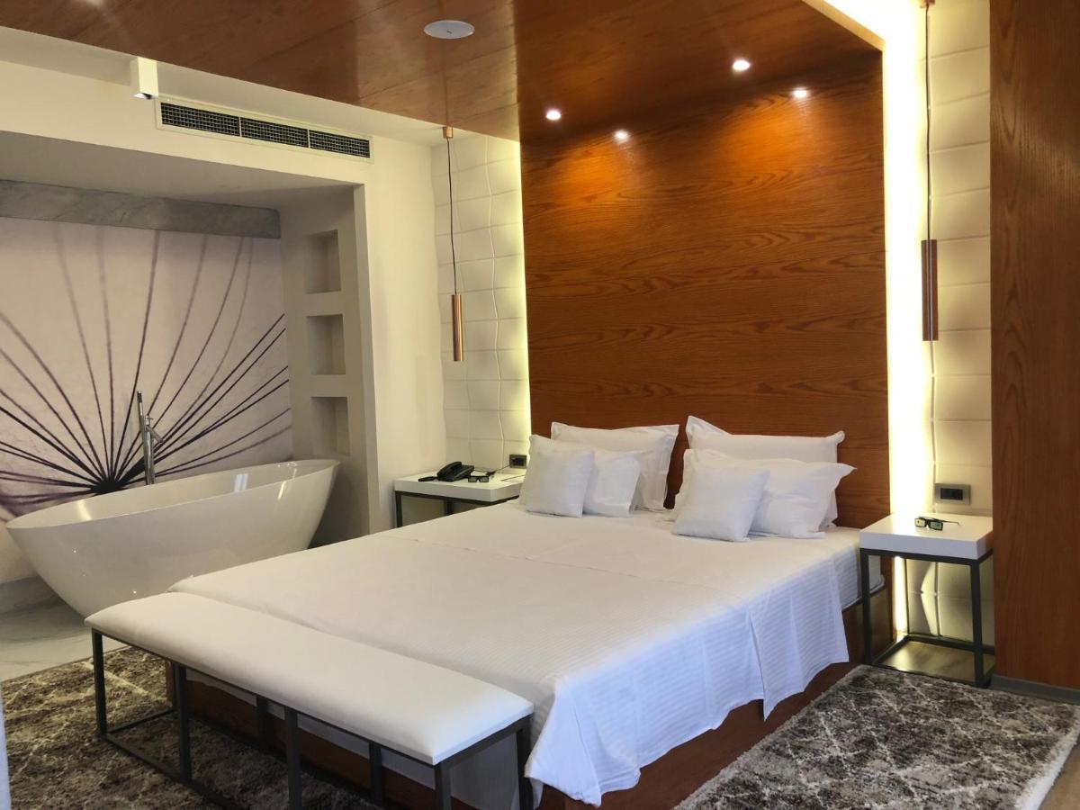 酒店 Palace Vlore